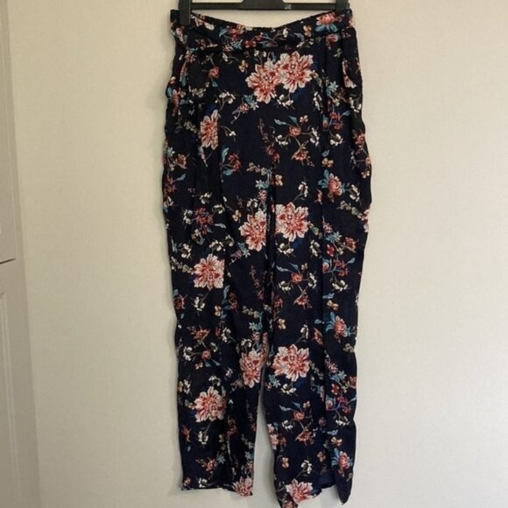 Floral High-Waist Paperbag Pants - Navy with Pink Floral